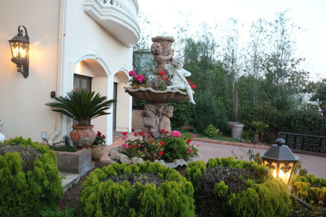 Entire Second Flr - Santa Monica Luxury Roman Villa Лос-Анджелес Экстерьер фото